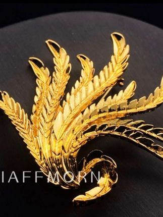 😍吹爆YinMan凤尾花铜合金胸针! ✨重工打造,复古大气超惊艳 🌟ins高级感满满,小众不撞款 🎉细节超精致,质感十足 #铜合金胸针 #凤尾花胸针 #重工复古 #ins风 #小众饰品