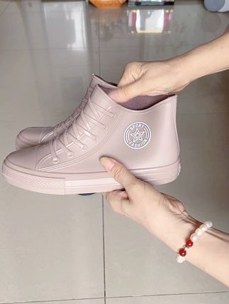 时尚外穿雨鞋,防滑短筒雨靴,加绒保暖防水鞋,低帮胶鞋,冬季水鞋@DOU+小助手