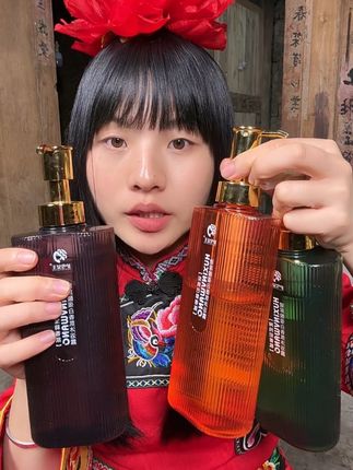 大家想要洗澡香香的就去选这款沐浴露,洗完澡之后身上又干净又香