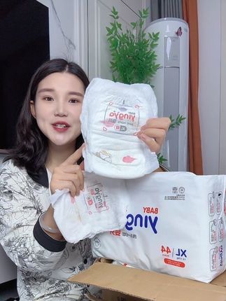 趁活动囤的#尿不湿 #婴芽纸尿裤 买一包送一包,还是秋冬大吸量款#源头工厂 #母婴好物