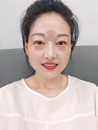 手机党熬夜党值得拥有,累的时候就贴一贴,不影响工作学习不花妆,我是开车,买菜,午睡,都离不开它#宫苒#熬夜必备#眼睛会说话