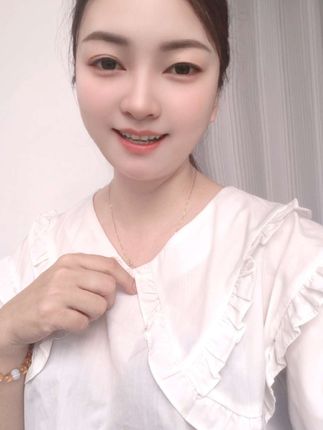 “人生自古谁无悔,笑对余生方为真。”🌸 从此不为往事忧,只为余生笑。✨ #每日分享 #不为往事扰只为余生笑@抖音创作小助手