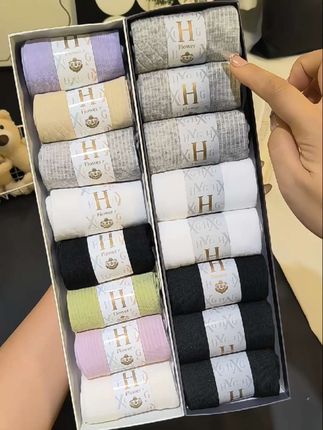 不想一脱鞋十里飘香的,赶紧冲花溪谷家的香薰防臭袜#学生党必备 #透气舒适 #袜子 #香薰袜 #袜子控