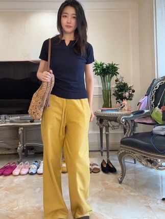 走近,走进,走尽,时间识人,不经一事,不懂一人,拐个弯,与自己和解,一切都是最好的安排。 ,#时髦精的百搭秘籍 #夏天穿搭 #今天这样穿 #时尚洋气减龄显瘦 #夏天穿搭