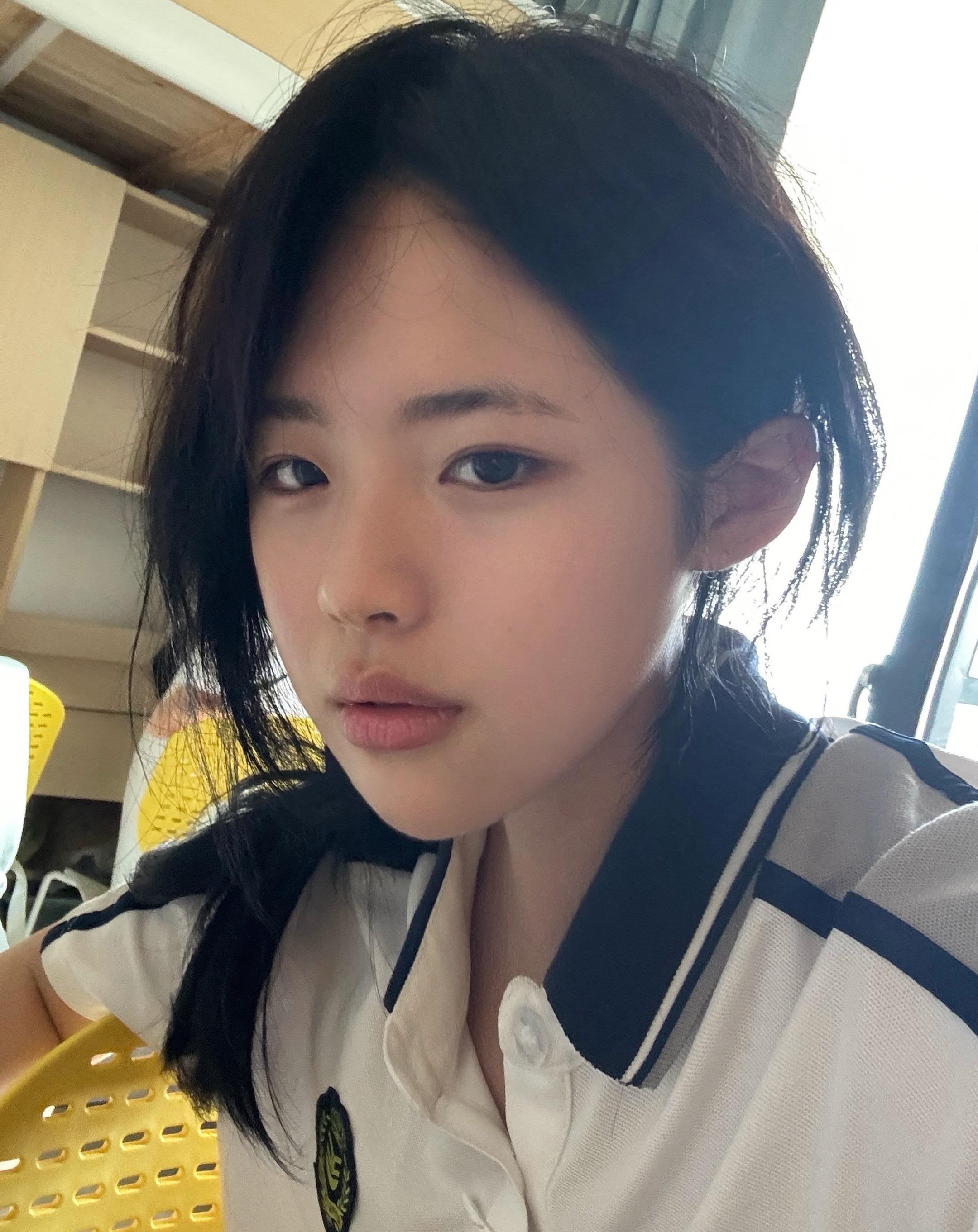 老婆我好饿啊 想喝牛奶吃馒头。#长发t#wlw#陈乐#上热门@DOU+小助手
