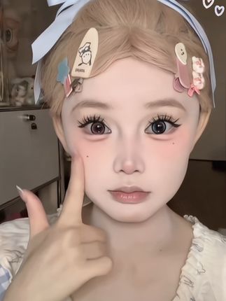 天啊! 天啊! 新中式国风小信子免胶假睫毛太有嫁接感了 放大眼睛的效果真的很难不喜欢#睫毛 #免胶假睫毛#人人都可以是睫毛精#新中式睫毛