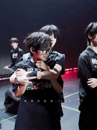 其实只要杨能治住调皮好动的罕罕#草莓冰淇淋JACK