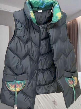 冬季国风妈妈刺绣马甲#谁穿谁好看 #棉马甲 #夹棉加厚 #国风马甲