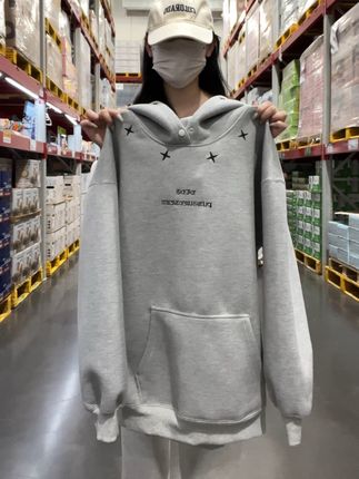好看的灰色宽松四芒星特殊款卫衣来咯#新款 #今天穿什么 #男生穿搭 #休闲百搭 #今日穿搭