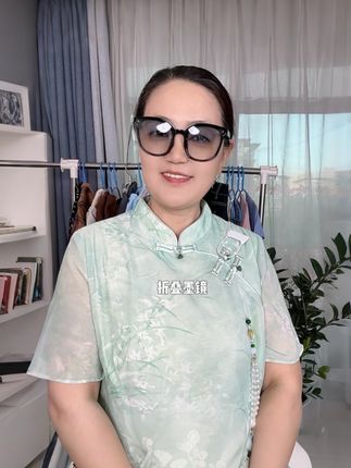 折叠墨镜:挡紫外线,大脸速抢✨ 折叠墨镜!挡紫外线防强光,大脸戴好看,速抢✨ #折叠墨镜 #实用好物 #时尚单品