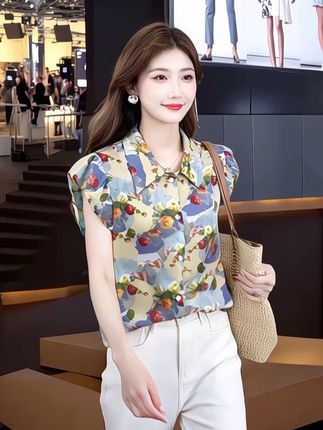 #夏季穿搭 #高级感穿搭 #女士小衬衫 #洋气小个子套装 #显瘦遮肉