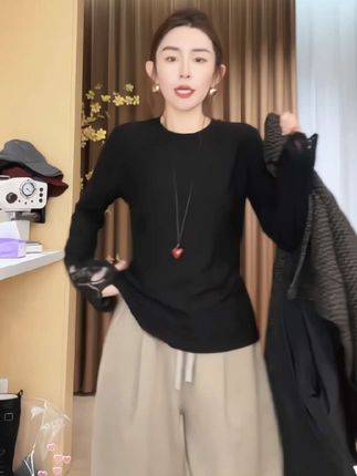 #上热门 #谁穿谁好看 #今天穿什么 #穿出自己的风格 #百搭打底衫女