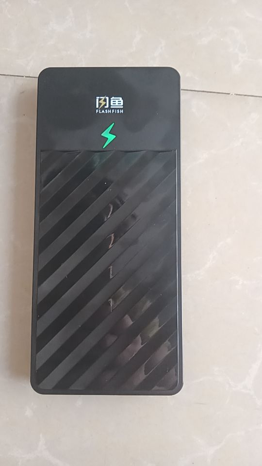 闪鱼Wifi质量,网速很好,很稳。比我之前买过128的好太多了,那种天气不好又是网不好,闪鱼这个牌子很给力,会介绍朋友购买。服务态度也很好。#我在抖音买买买