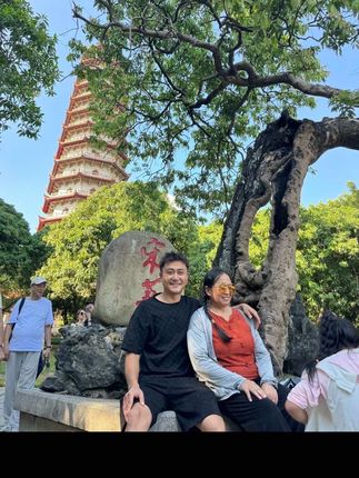 远嫁儿媳带60后的婆婆体验人生中的第一次出门旅游,第一次住酒店,第一次坐摩天轮,第一次去海边,以前公公说婆婆到死都去不了公园,这一次我们带她到了离家300公里外的公园。#vlog日常 #纪录美好生活 #记录我的生活