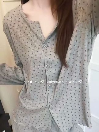 软软糯糯的灰色碎花睡衣套装好舒服!!#爱了爱了 #睡衣控 #家居服套装 #强烈推荐 🔥