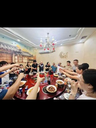 自家人聚会,#美好时光留住美好的回忆 #记录美好生活每一天 ,感谢所有相遇亲朋好友关注支持!