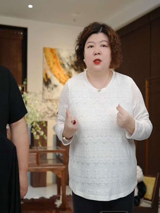 金雀绫【白月光】设计款提花针织加宽加大长袖T恤套头衫#大码穿搭 #只做高品质 #提花针织长袖衫#遮肉显瘦#大码搭配