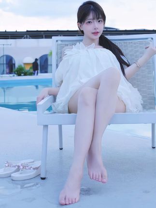 回忆成了大问题 出镜妹妹@Kyuu久久 #度假穿搭 #我又心动了 #希尔菲娜 #羡慕邓邓 #爱了爱了