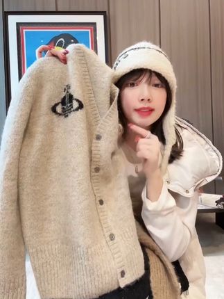 #秋冬都市硬核穿搭 #李一桐米兰上演高智风穿搭 #在时装周看见东方美 #早秋穿搭三分钟出门不是梦收#强烈推荐