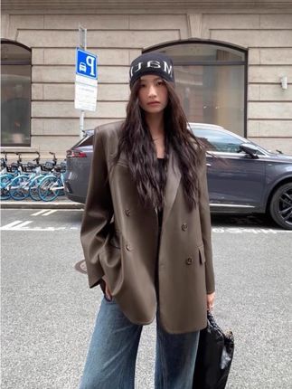咖色皮衣外套女2025年秋冬新款宽松西装复古百搭气质西服设计感潮#咖色皮衣#西装百搭#宽松#复古气质#新款