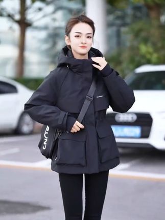 #反季穿搭 #派克服 #羽绒服外套 #羽绒派克服