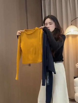 #小个子穿搭 #秋季穿搭 #面料柔软舒适 #百搭上衣 #纯色打底衫