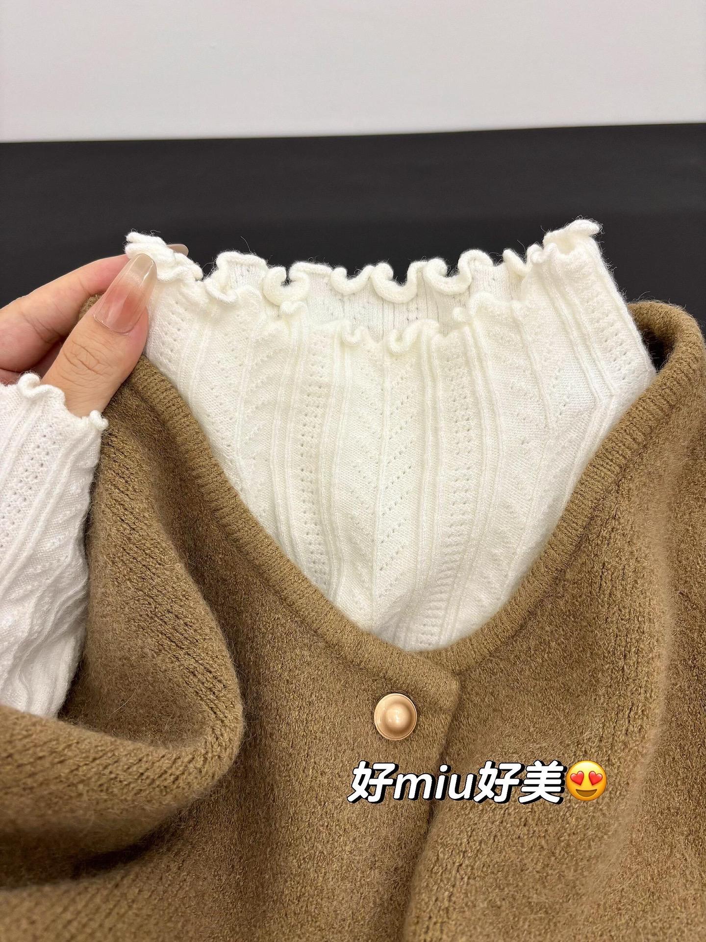 好明媚显白的纯色针织打底衫,洋气百搭,谁穿谁好看#针织衫#打底衫#面料柔软舒适 #谁穿谁好看