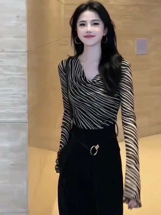 #高级感穿搭 #气质穿搭 #谁穿谁好看系列 #早秋穿搭 #穿搭分享