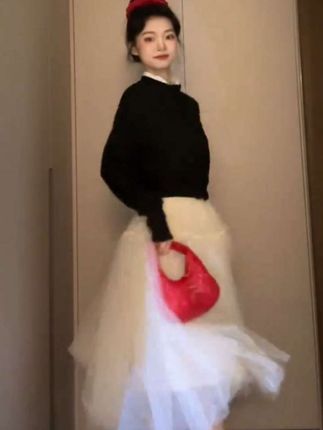早秋穿搭一整套财阀千金女装清冷感贵系衣服套装春秋季裙子两件套#高级感穿搭 #气质仙女裙穿搭 #温柔风穿搭 #梨形身材穿搭 #韩系穿搭