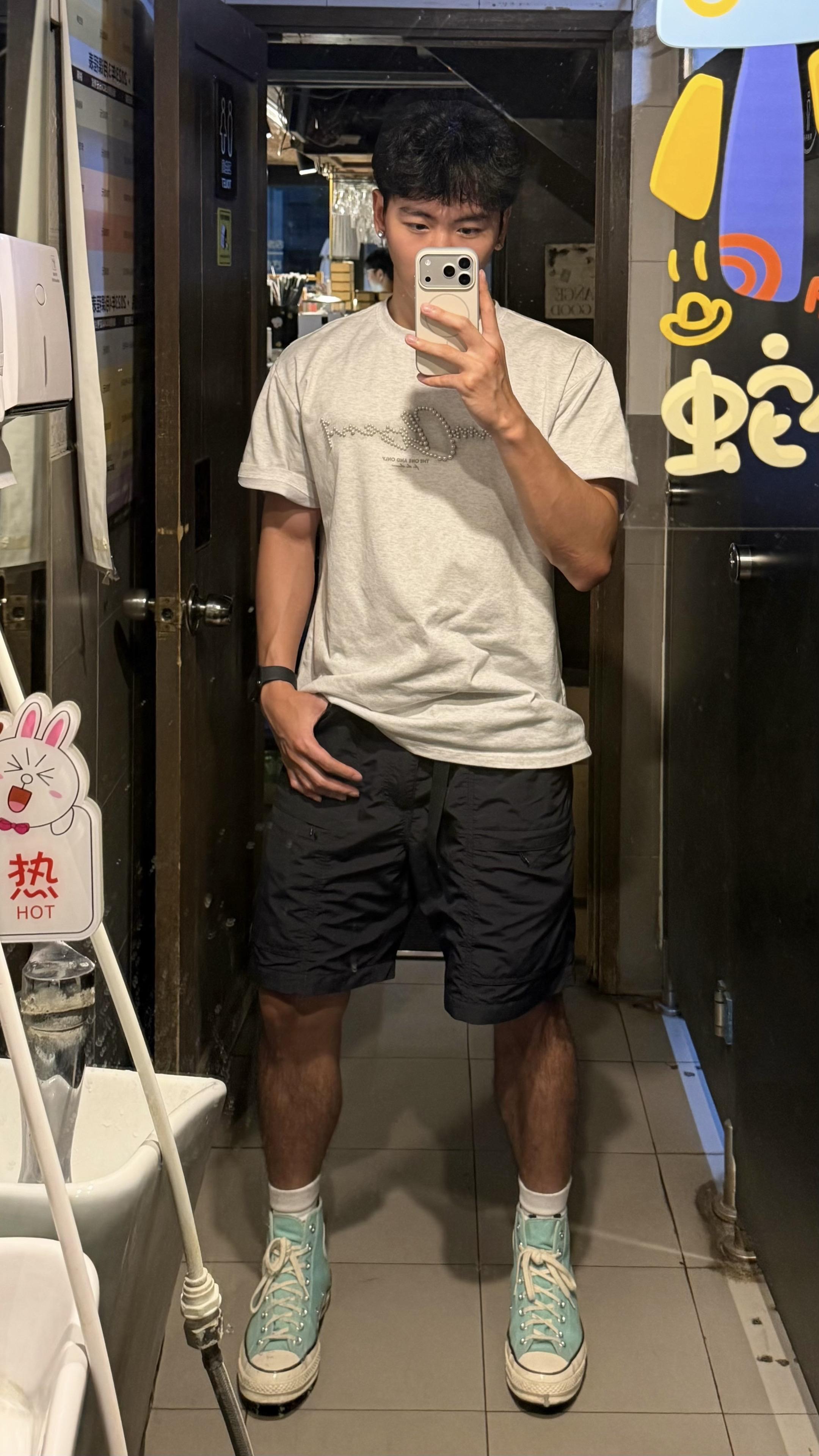 恰到好处的肤色。跪求别再下雨了🧎 #健身打卡 #日常碎片 #fyp