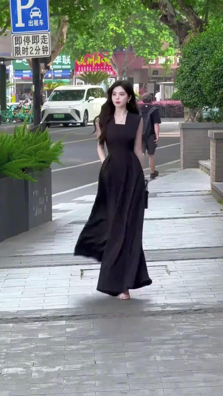 花小钱,变大漂亮#显瘦穿搭 #早秋穿搭 #通勤搭配 #气质穿搭 #高级感穿搭