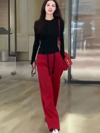 秋季新款长袖T恤时尚套装#优雅气质 #谁穿谁漂亮 #减龄气质 #时尚休闲穿搭 #时尚洋气