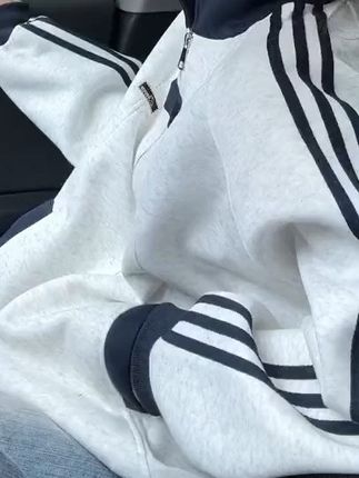 面料超柔软舒适的一件外套!真的巨百搭好看 #外套 #ootd穿搭 #寻找超会买的人