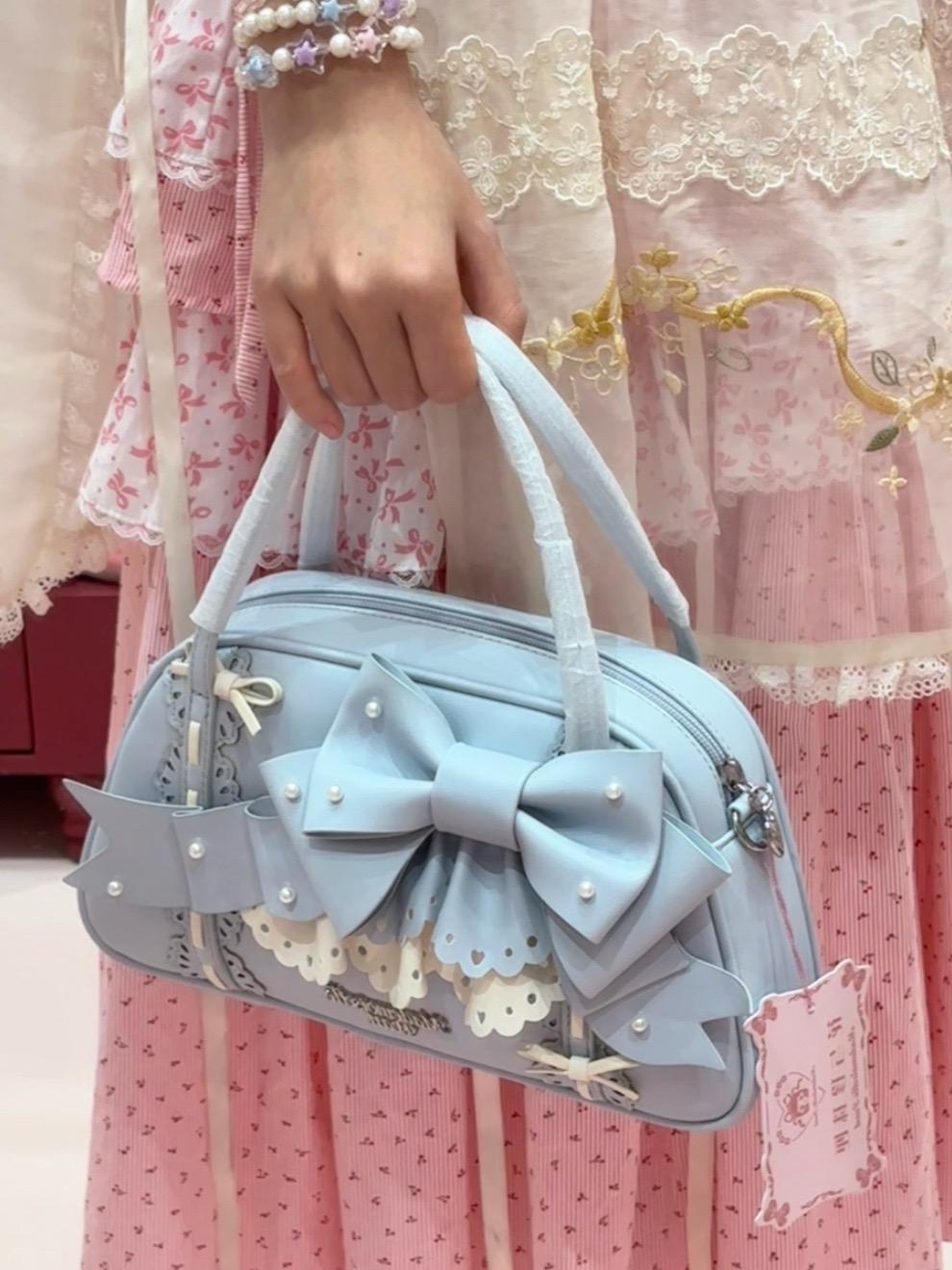 日常通勤好搭子🧳 #lolita#lolita包包#三坑#蝴蝶结小兔包包