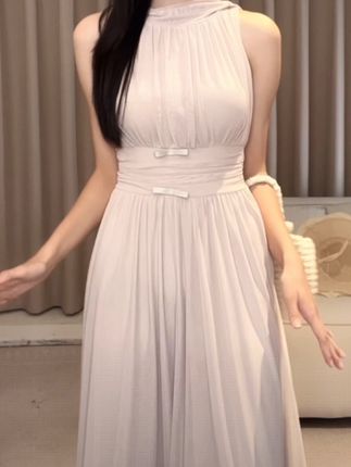 #好物推荐🔥 #爆款热卖中 高级感弹力网纱连衣裙女蝴蝶结飘带设计温柔风长裙C 8883#