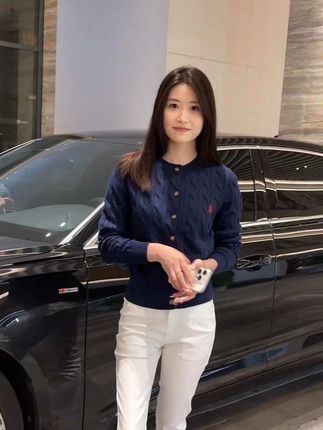人生啊 哪有什么退路 父母不是 结婚不是 只有经济独立 可生活是苦的 钱也难挣
