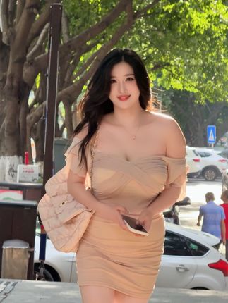 扫不上小黄车了,谁的副驾给我坐坐#温柔大姐姐#路人视角
