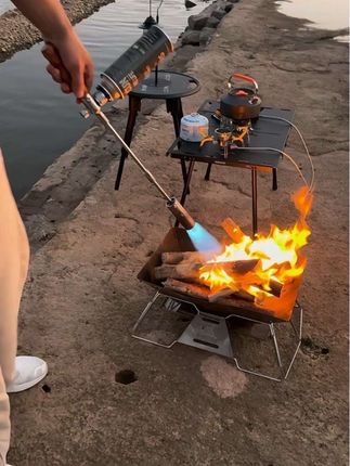 大功率猛火点火器 户外露营 生火点碳 日常家用很方便#点火器 #便携式点火器 #烧烤 #野炊 #露营