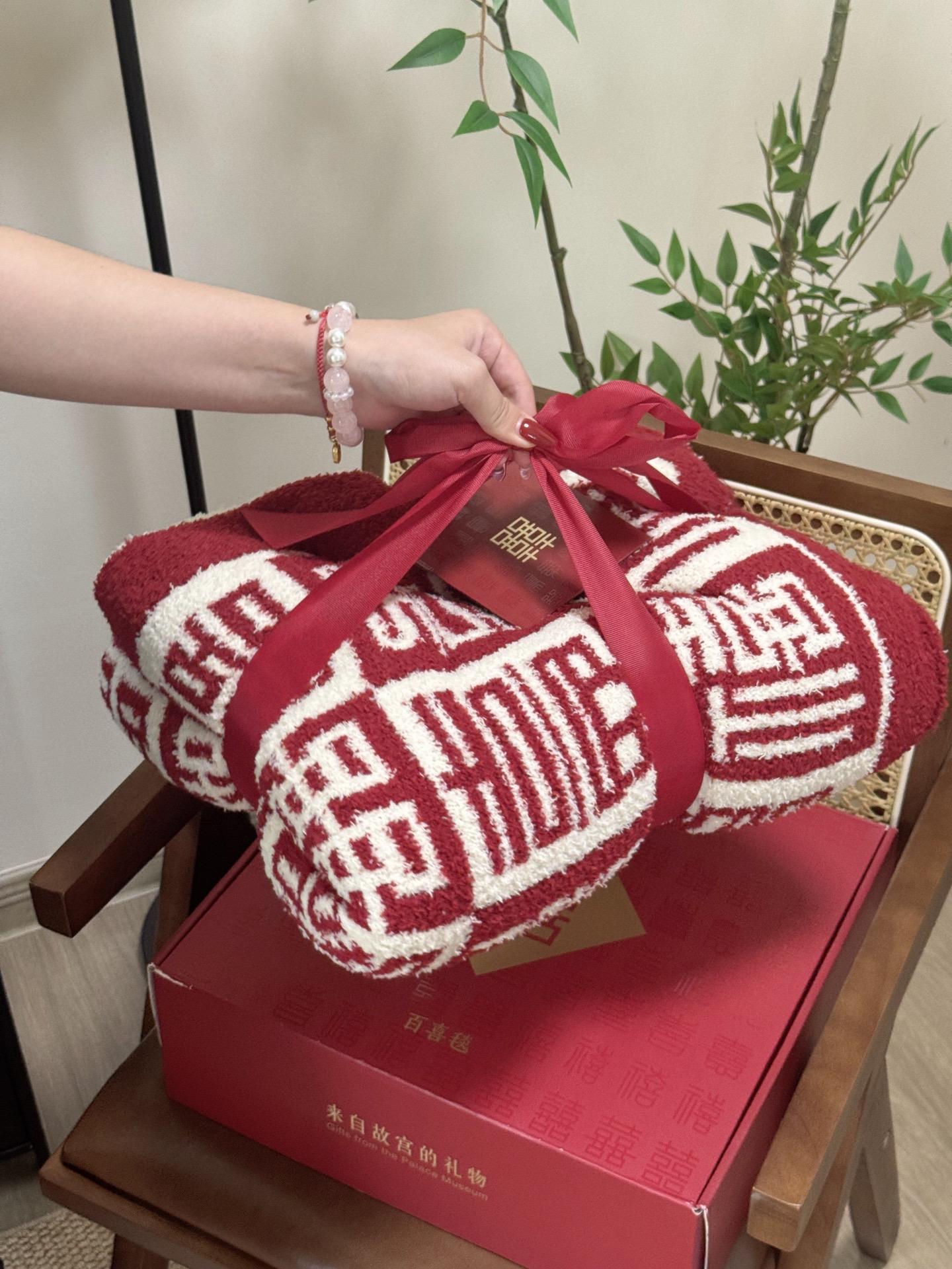 什么时候结婚 高低给你安排 #新婚礼物 #结婚礼物送闺蜜推荐 #百喜毯 #结婚礼物分享 #新婚大喜