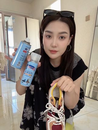 就这么喷一喷超级舒服冰冰凉凉的#鞋子喷雾 #除臭喷雾剂鞋子除臭 #居家必备