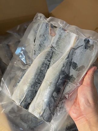 巨好吃的青花鱼片,试试吧!#海鲜水产 #快来一起尝个鲜 #好吃到爆炸 #好吃到停不下来 #吃货的世界唯有美食不可辜负