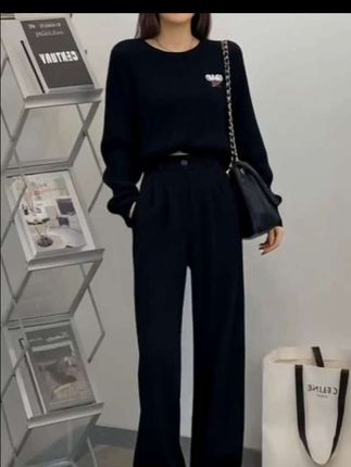 加厚韩版纸片人慵懒风显瘦正肩上衣高腰阔腿裤两件套套装#感谢抖音我要上热门 #穿出高级感#感谢抖音我要上热门