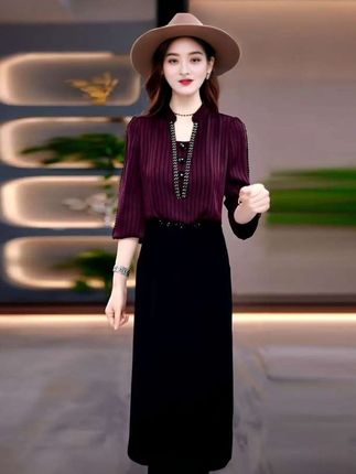 优雅显瘦减龄假两件 #谁穿谁漂亮 #百搭上衣 #时尚洋气 #美搭尽显女神范 #内搭外穿都好看