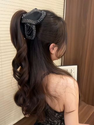 天呐 ~美爆了!#硬控 我一天的#抓夹 韩式设计感叶片麦穗鲨鱼夹百搭高级感发卡后脑勺发抓布艺头饰#美出高级感 #优雅气质 #抓夹用法