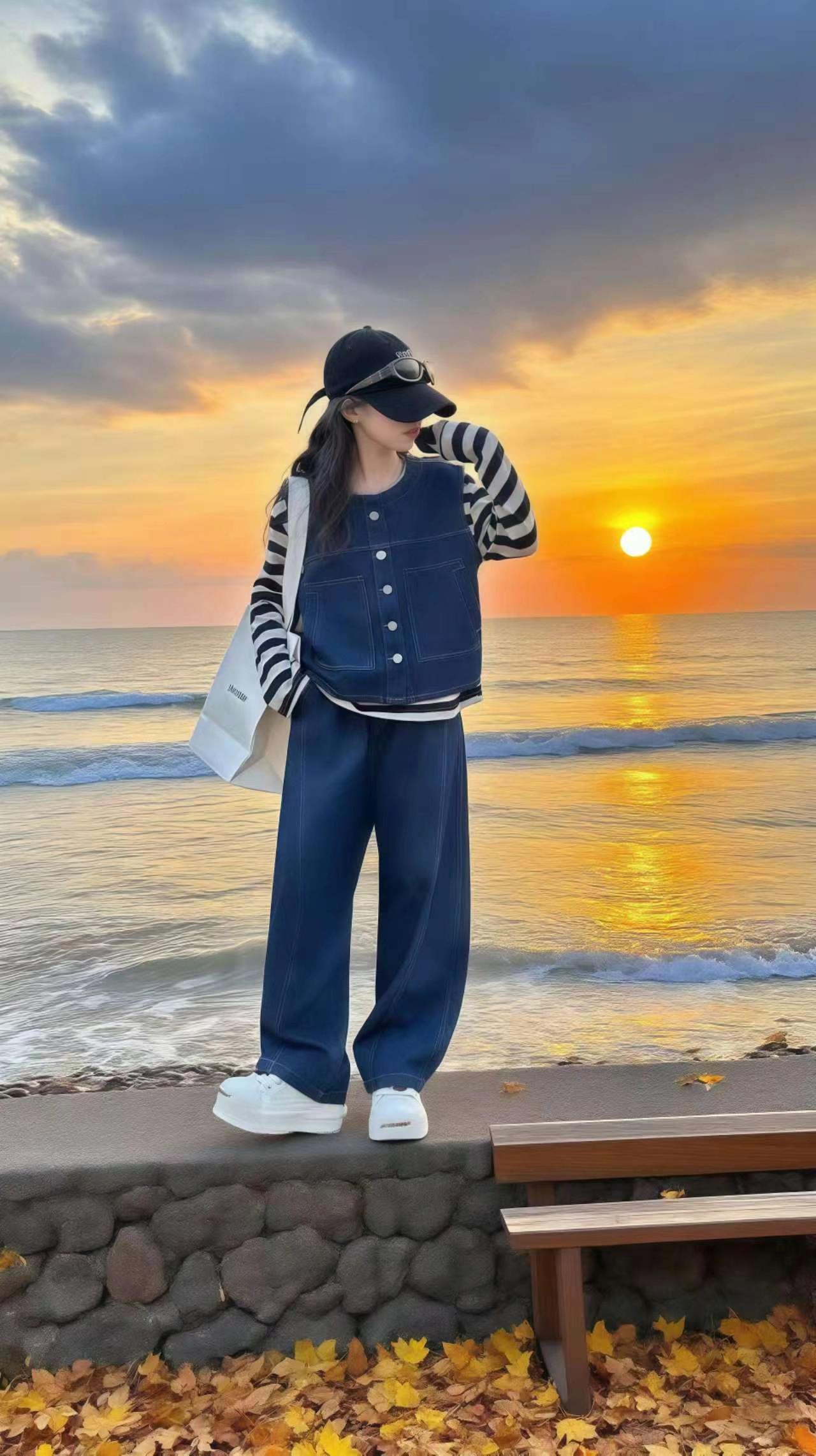 @抖加🔥上热门🔥dou+🔥热点宝 #早秋穿搭公式来了 女童牛仔马甲套装韩范时髦2025新款中大童条纹打底衫阔腿裤三件套#上热门 #高品质童装 #谁穿谁好看 #秋季穿搭