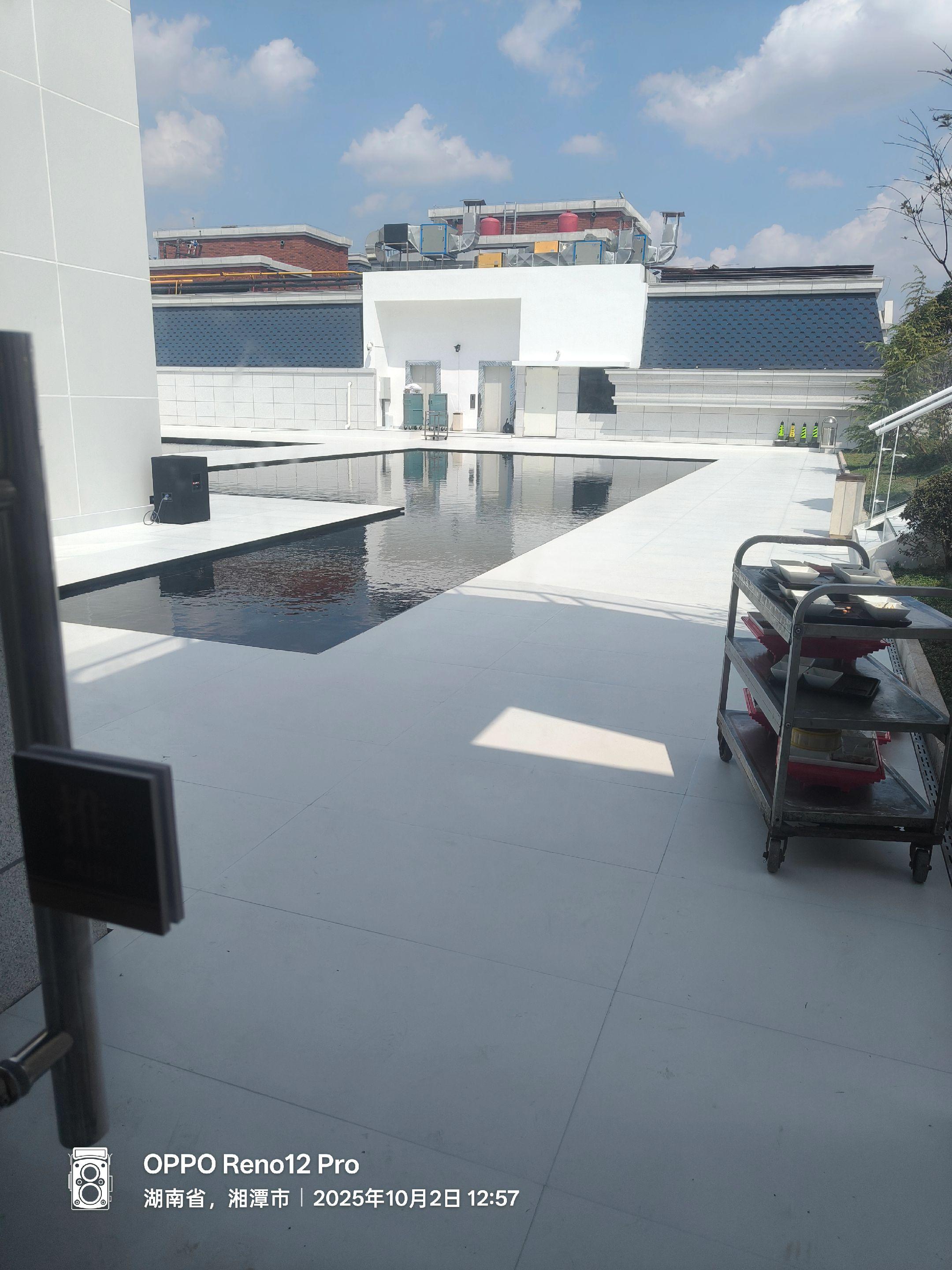 “只要好好活着” “就已经赢了” “干嘛非得出人头地” “去做点自己喜欢的事” “挺好的” “从来没有给他算过命” “能跟他成为一家人” “这已经是我最好的命了”