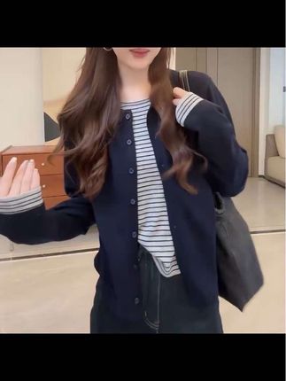 大码女装条纹拼接假两件上衣2025早秋新款胖mm显瘦内搭长袖针织衫#女装 #新款上新 #今日分享 #每日穿搭 #谁穿谁好看 @DOU+小助手