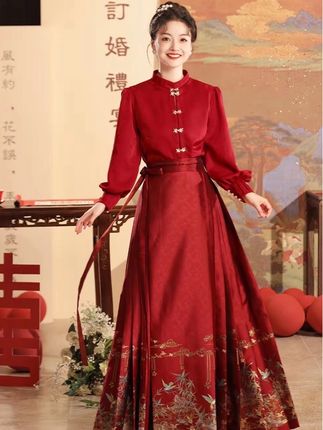 #喜结良缘 #新娘新中式订婚敬酒服#美出高级感 #谁穿谁好看#穿搭