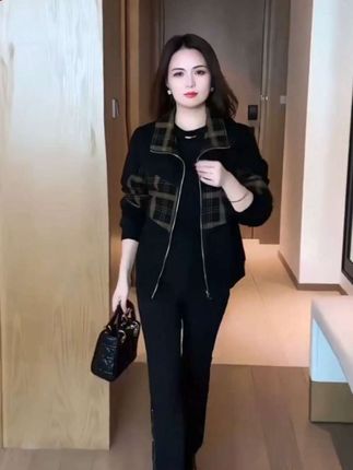 拼接款气质显瘦拉链开衫新款中年女士休闲百搭潮流上衣#女装外套#时尚减龄穿搭 #加绒外套#加绒妈妈外套#无限回购的宝藏单品