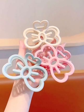 简约可爱蝴蝶结发夹后脑勺盘发抓夹少女感鲨鱼夹子发量多发卡头饰#头饰发饰 #蝴蝶结抓夹 #鲨鱼夹 #抓夹 #发饰头饰真的很加分